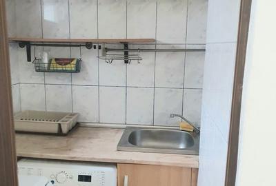 Proprietar inchiriez garsoniera piata Re?i?a Proprietar inchiriez garsoniera piata Re?i?a - 7