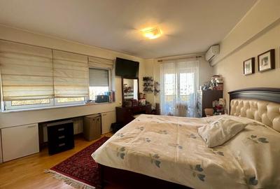 UNIRII - FANTANI 5 camere decomandat etaj 5 panorama deosebita - 16