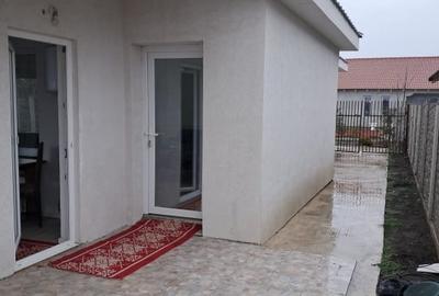Duplex cu 3 camere cu Canalizare în Variaș - 2