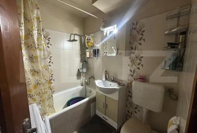 Apartament cu 3 camere semidecomandat în Micro 16 - 11