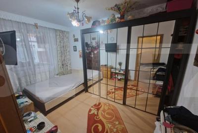 Aparatament de trei camere, decomandat, 56mp , zona Plevna, - 9