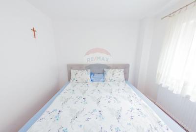 De Vanzare, Bd. Unirii, apartament cu 3 camere, boxa si garaj De Vanzare, Bd. Unirii, apartament cu 3 camere, boxa si garaj - 12