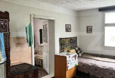 Casă cu 2 camere cu Teren 714 Mp în Siret - 3