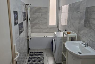 Garsonieră decomandată în Titan - 3