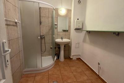 Casă cu 6 camere cu Teren 60 Mp în Vitan Mall - 4