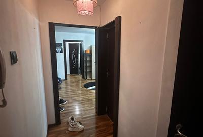 Apartament cu 3 camere semidecomandat, mobilat în P-ța Reșița - 11