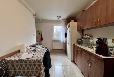 Apartament cu 3 camere semidecomandat, mobilat în Lipovei - 7