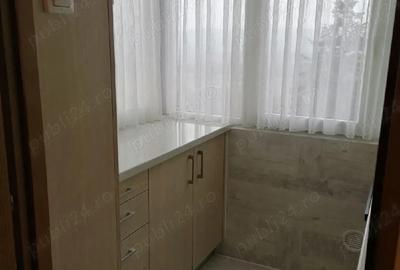 Apartament cu 2 camere decomandat în Central - 4