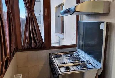 2 camere Tudor Vladimirescu 54mp mobilat utilat etaj2 din4 97000euro - 1