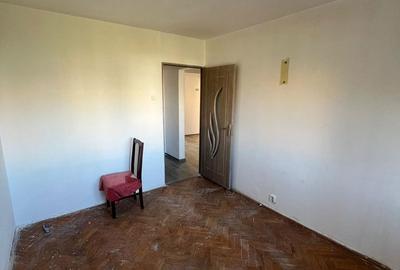 Apartament cu 4 camere decomandat în Micro 17 - 9