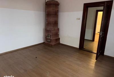 Casă cu 3 camere în Central - 16