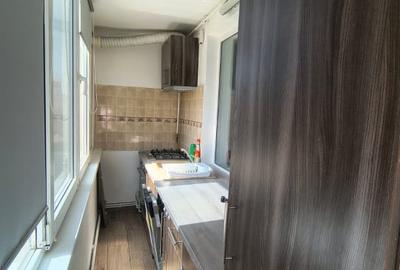 Apartament cu 3 camere decomandat, mobilat în Tomis III - 10