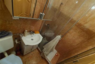 2 camere, 40 mp, etaj 4, renovat, mobilat, Micro 14 - 8