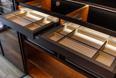 Exclusive Riverside Apartment with Panoramic Views in Paltim - 37