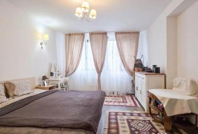 Casă cu 7 camere cu Canalizare în Dragomirești-Deal - 8