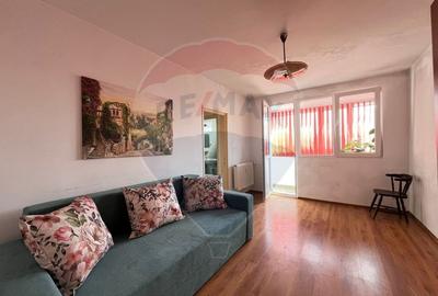 Apartament cu 3 camere, de inchiriat - Zona Piata Progresul - 2