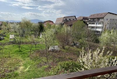 Proprietar vand urgent-Coresi-ap 2 camere-58mp-curte-parcare-boxa-2012 - 2