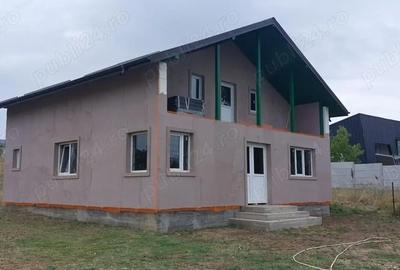 Casă cu 4 camere în Comana - 2