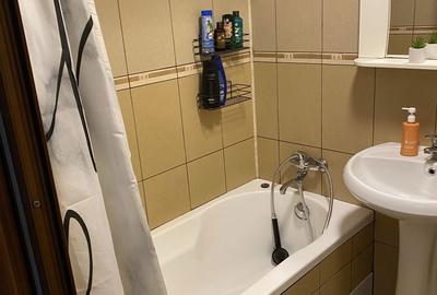Apartament cu 3 camere decomandat în Negru Vodă - 2