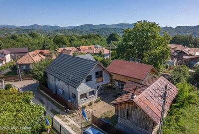 Casă cu Canalizare în Măneciu - 15