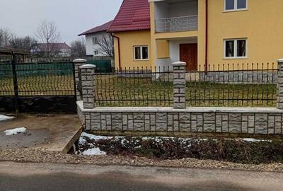 Casă cu 3 camere în Central - 1