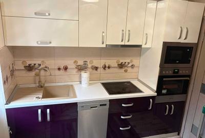 Apartament cu 3 camere semidecomandat în Podu Roș - 2