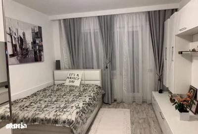 Apartament cu 2 camere decomandat în Podu Roș