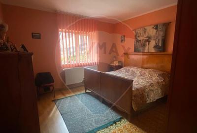 DE VANZARE Casa / Vila cu 6 camere Podul Dambovitei/ Arges - 5