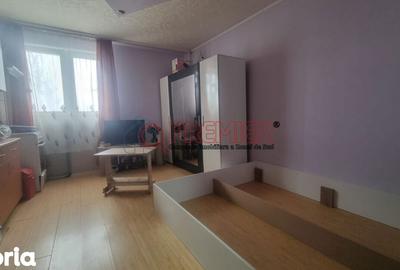 Garsonieră în Apărătorii Patriei - 2