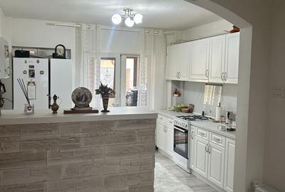 Apartament cu 3 camere decomandat în Lenin Sud - 8