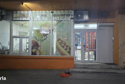 Spațiu comercial, de 40 mp, în Central - 11