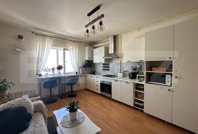 Apartament cu 2 camere semidecomandat, mobilat în Noua
