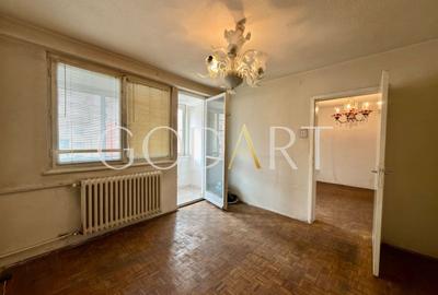 Apartament cu 4 camere semidecomandat în Ultracentral