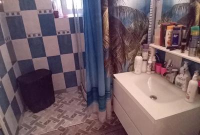 Apartament cu 3 camere decomandat în Central - 1