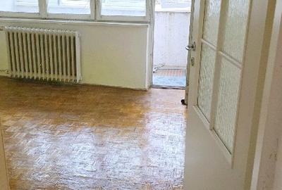 Apartament cu 2 camere decomandat în Central - 9