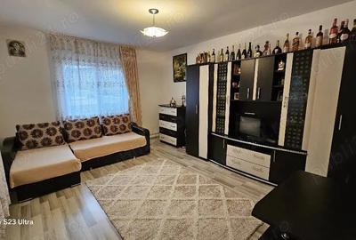 Casă cu 6 camere în Răcăuți - 1