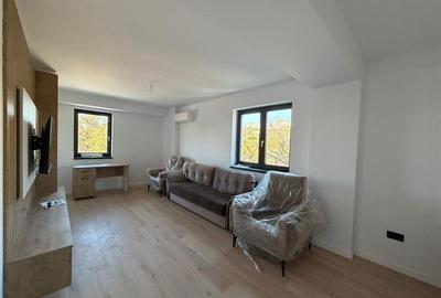 Apartament cu 3 camere decomandat în Central - 2