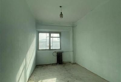 Apartament 3 camere de vanzare zona E3 -Tulcea - 1