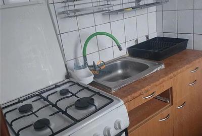 Garsoniera cu balcon etaj 2 zona Stadion - 4