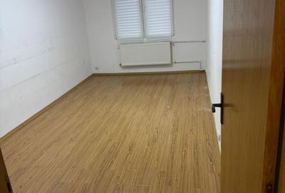 Apartament cu 4 camere în Tudor Vladimirescu - 2