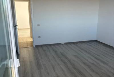 Apartament cu 3 camere decomandat în Sânpetru - 8