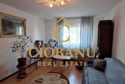 Apartament cu 3 camere decomandat în 1 Mai - 9