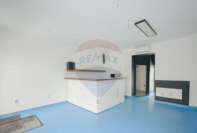 Spațiu comercial, de 44 mp, în Ultracentral - 6