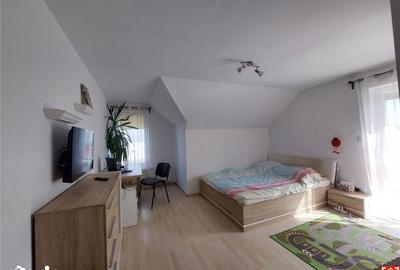 Casă cu 5 camere cu Teren 540 Mp în Sânmihaiu Român - 5