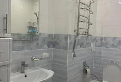 Apartament cu 2 camere semidecomandat în Metalurgiei