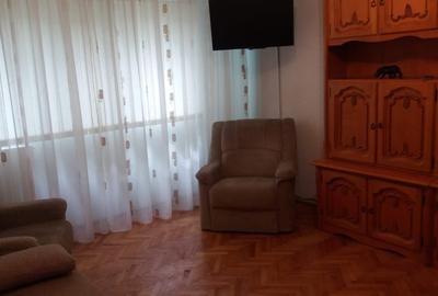 Apartament 2 camere decomandat - Faleza Nord - 400 euro/luna (Cod E12) - 3