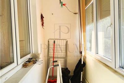 Gheorghe Lazar - decomandat - etaj 3 - centrala proprie - vedere pe 2 laturi! - 2