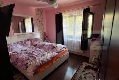 Apartament cu 3 camere semidecomandat în Micro 16 - 1
