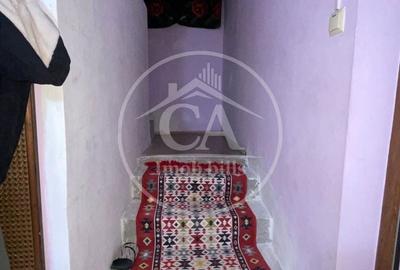 Casă cu 7 camere cu Teren 267 Mp în Nufărul - 5