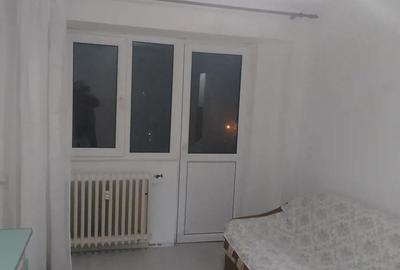 Apartament cu 2 camere semidecomandat în Micro 38 - 9